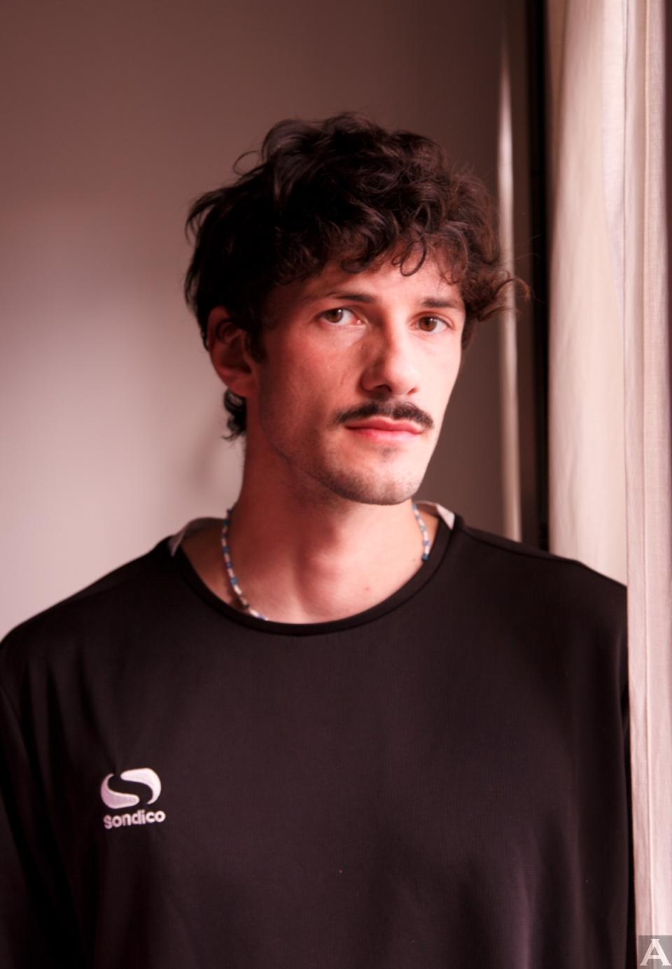 東京外国人モデル事務所アクアモデル所属の白人モデルのエチエン