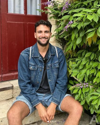 東京外国人モデル事務所アクアモデル所属の白人モデルのマキシム