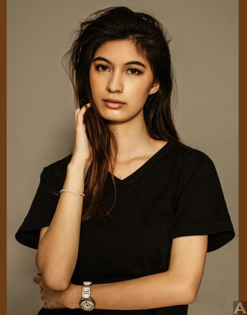 東京外国人モデル事務所アクアモデル所属のアジア人モデルのソフィア