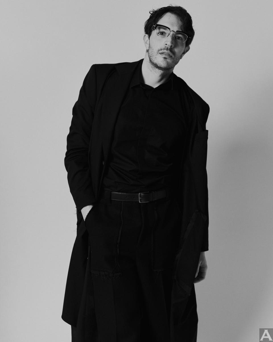 東京外国人モデル事務所アクアモデルの白人モデルアレッサンドロC