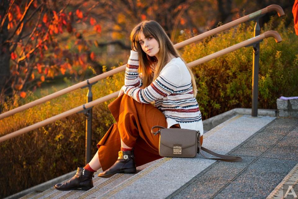 東京外国人モデル事務所アクアモデルの白人モデルマリア