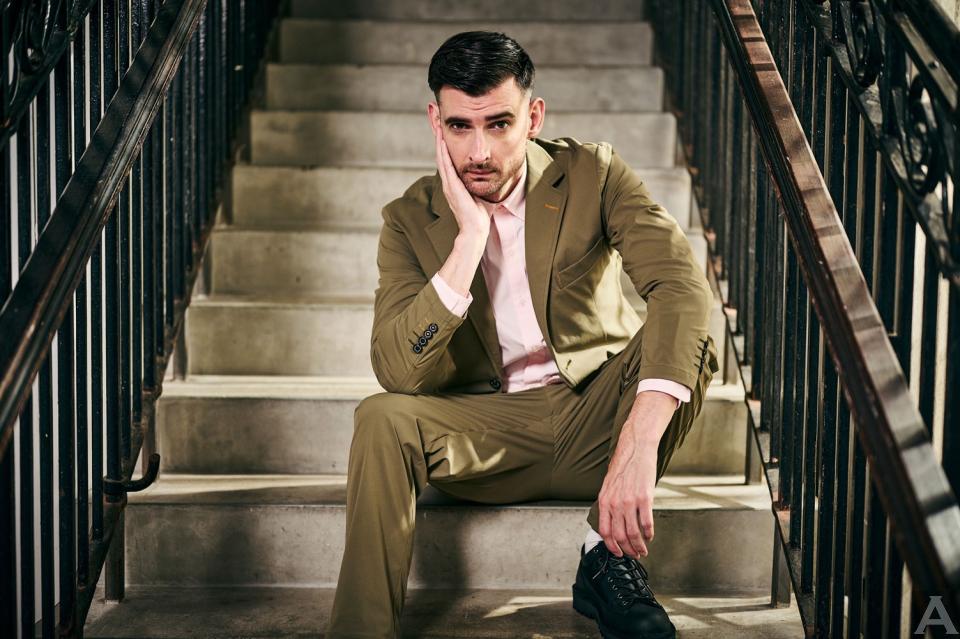 東京外国人モデル事務所アクアモデル所属の白人モデルのエリオット