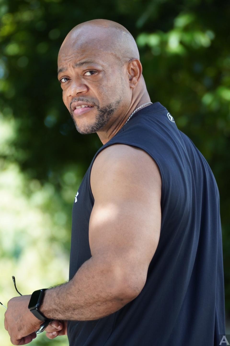 東京外国人モデル事務所アクアモデルの黒人モデルリッキー