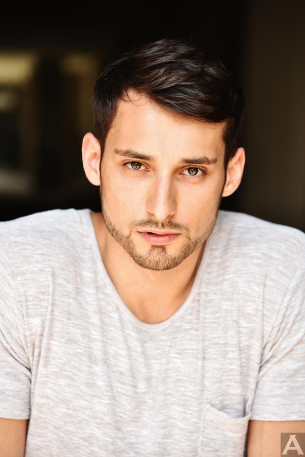 東京外国人モデル事務所アクアモデルの白人モデルアルフレッド