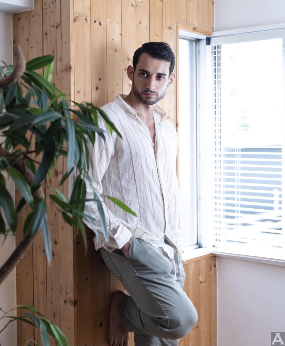 東京外国人モデル事務所アクアモデルの白人モデルアルフレッド