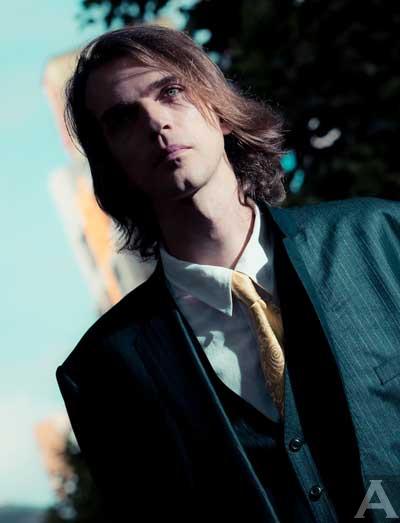 Tokyo model agency ACQUA MODELS Caucatian model Laurier Tiernan