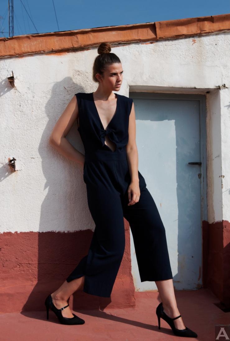 東京外国人モデル事務所アクアモデル所属の白人モデルのリリｲ