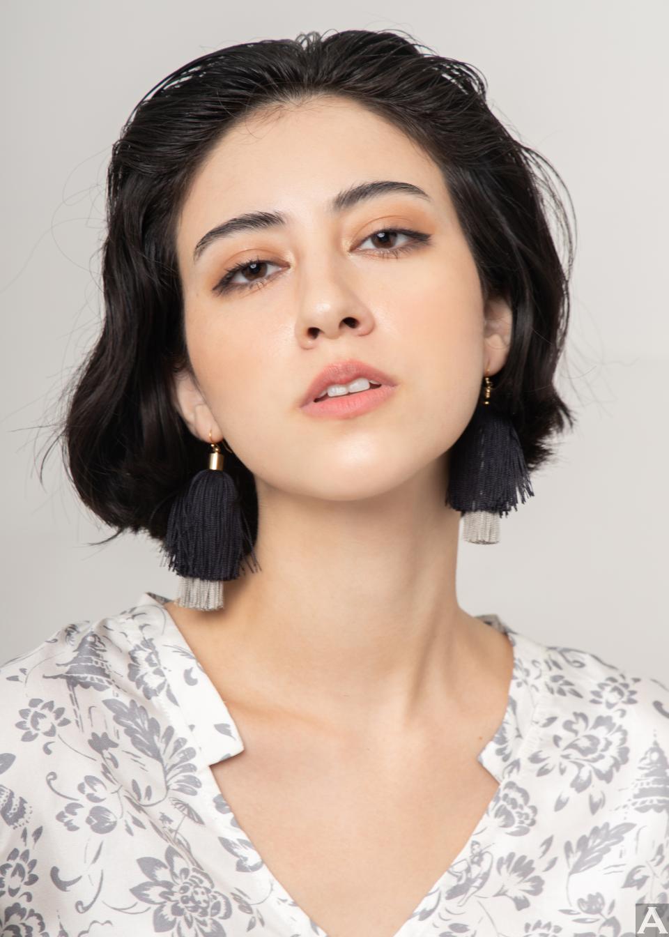 東京外国人モデル事務所アクアモデルのハーフモデルカリナ