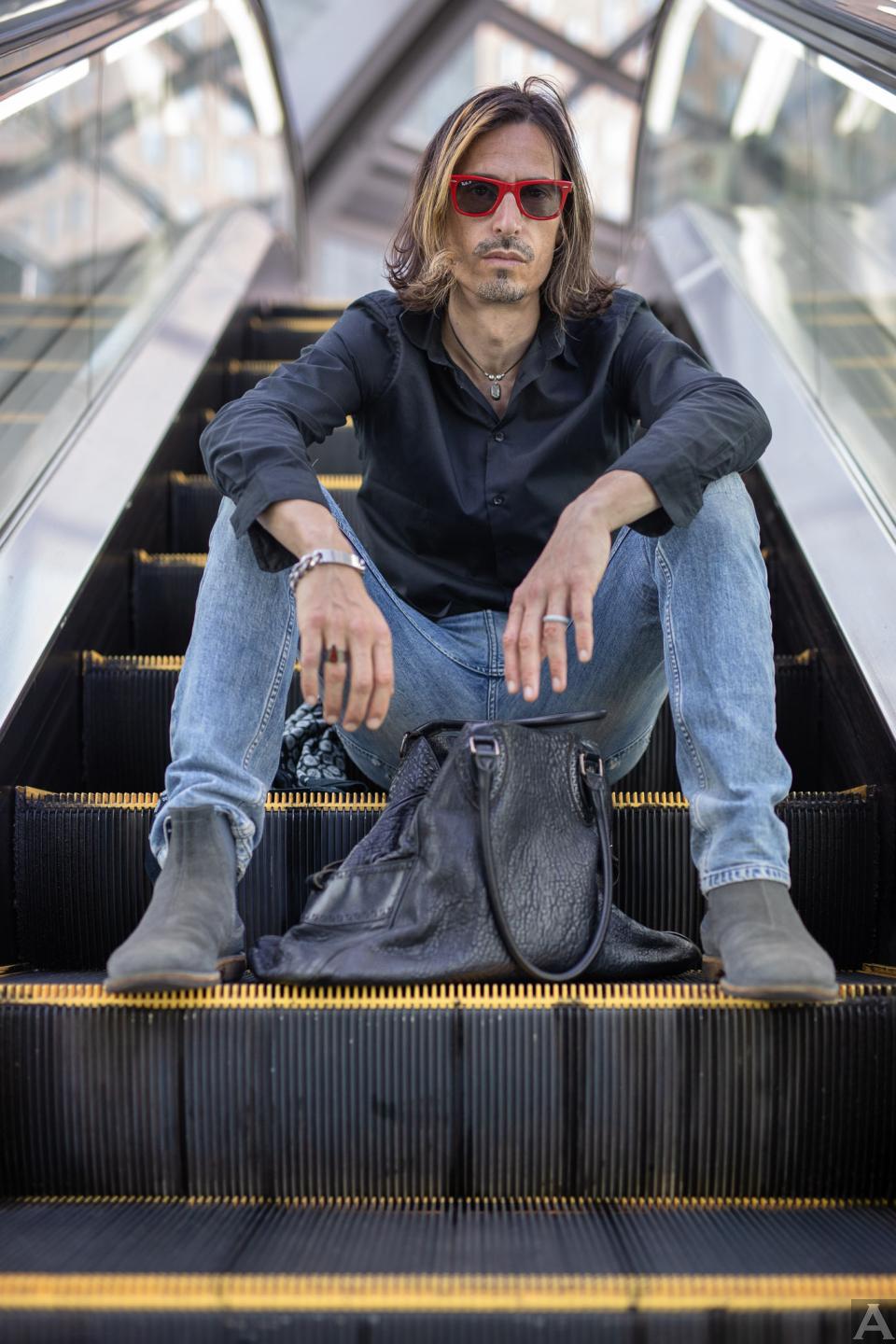 東京外国人モデル事務所アクアモデルの白人モデルAXL