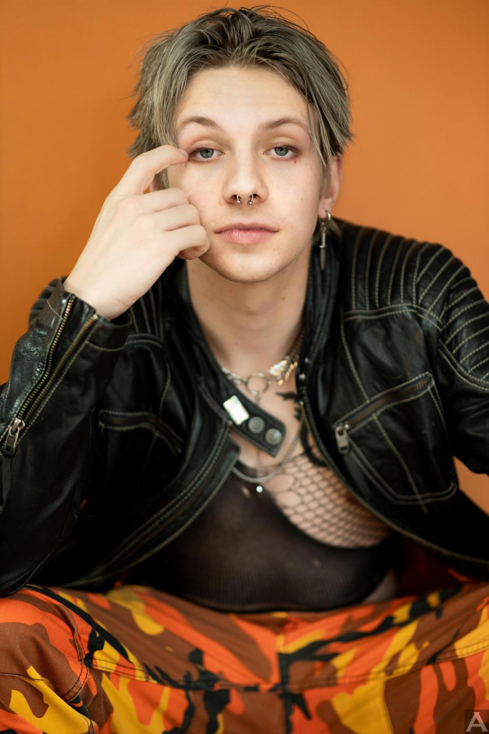 東京外国人モデル事務所アクアモデル所属の白人モデルのバスティー