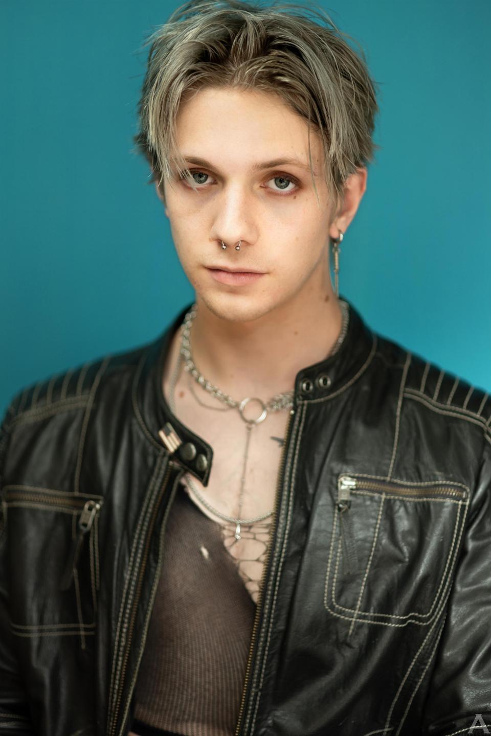 東京外国人モデル事務所アクアモデル所属の白人モデルのバスティー