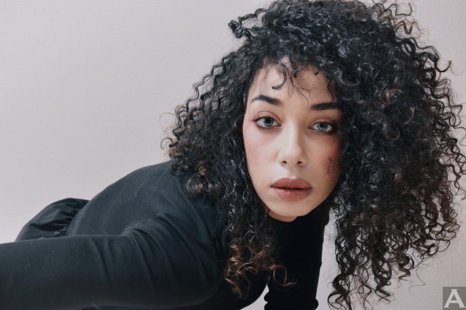 東京外国人モデル事務所アクアモデルのミックスモデルメリッサ