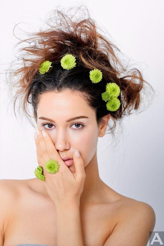 東京外国人モデル事務所アクアモデル所属バナ