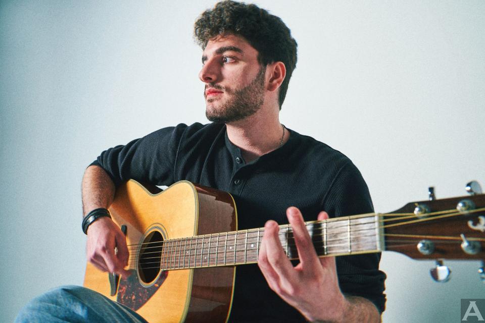 東京外国人モデル事務所アクアモデルの白人モデルハイダー