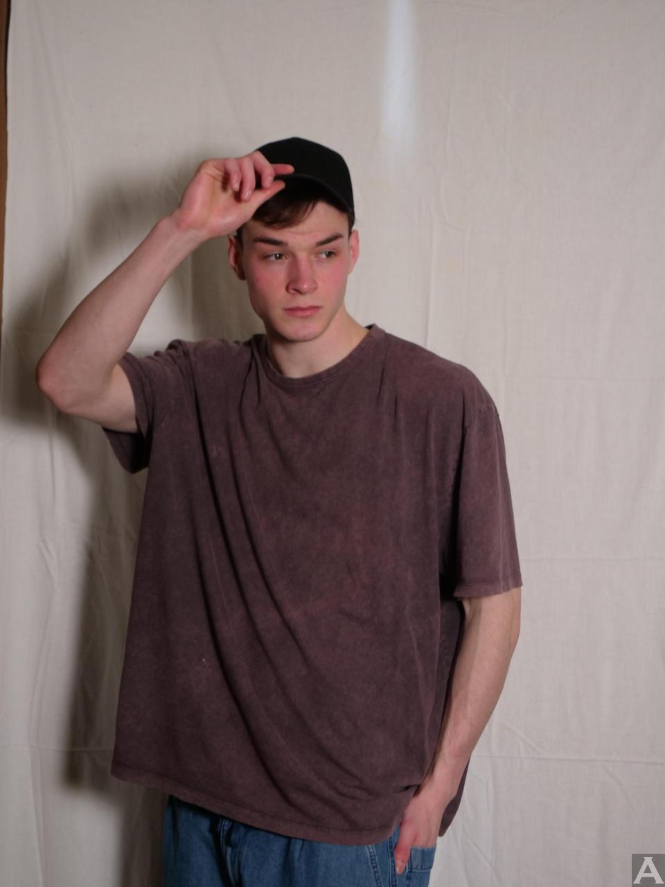 東京外国人モデル事務所アクアモデル所属の白人モデルのトム