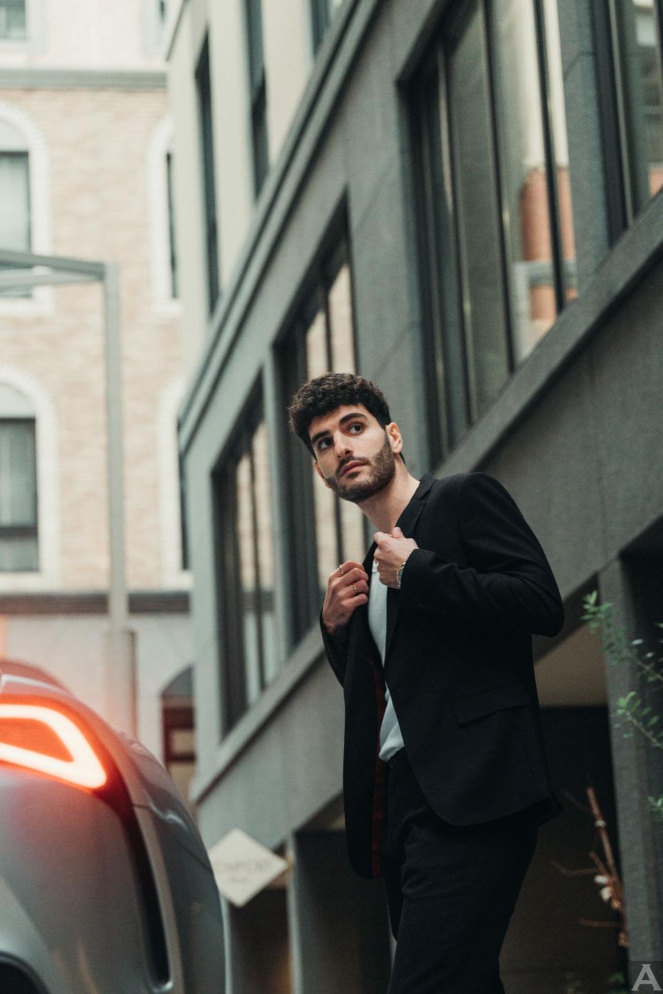 東京外国人モデル事務所アクアモデルの白人モデルハイダー