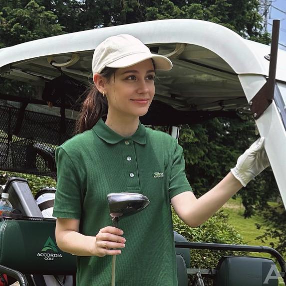 東京外国人モデル事務所アクアモデル所属の白人モデルのファニー