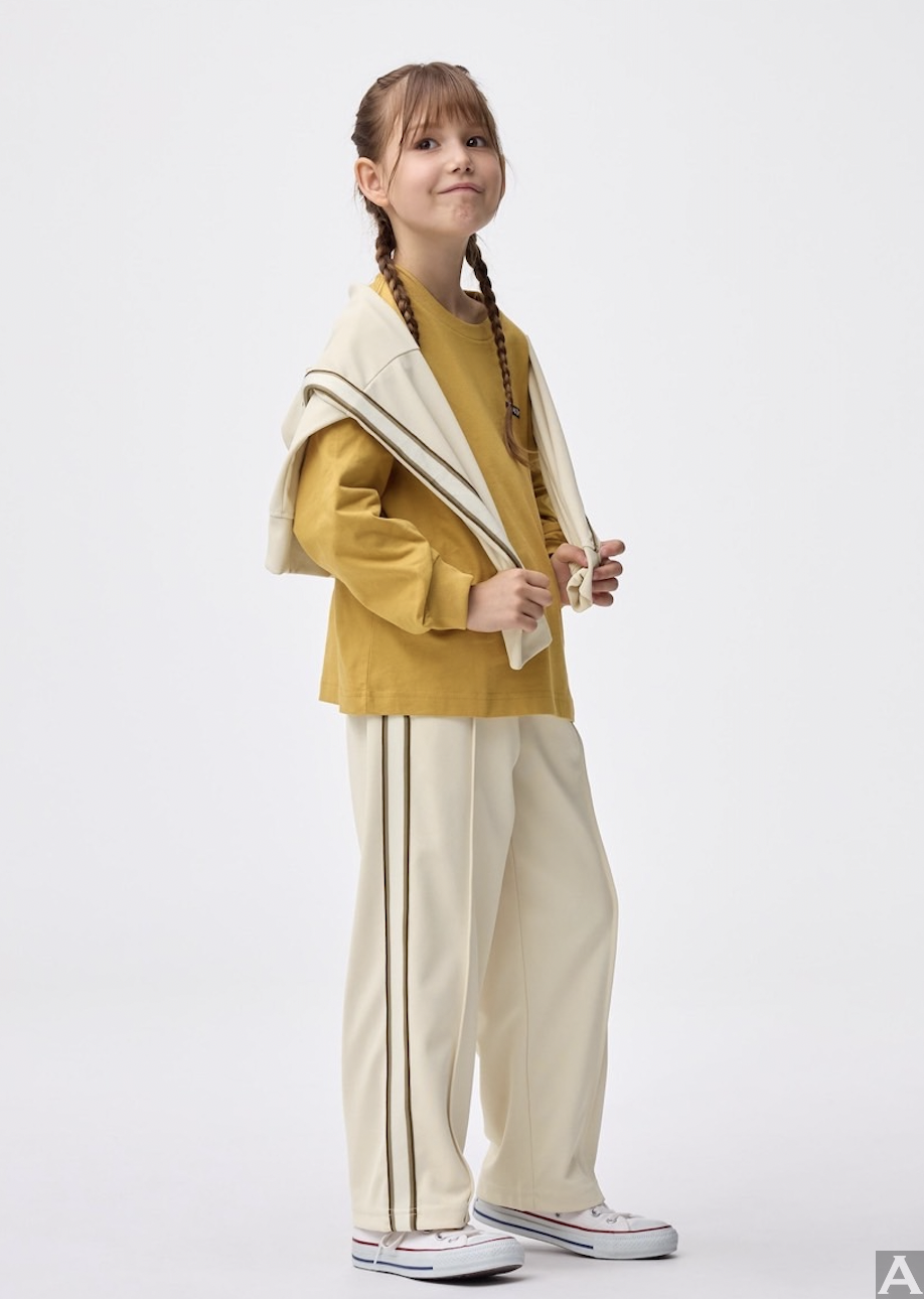 東京外国人モデル事務所アクアモデルのキッズモデルリア