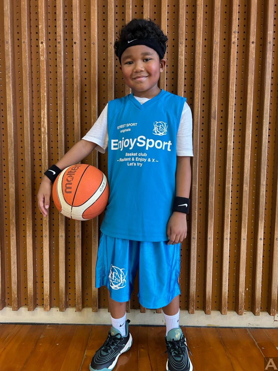 東京外国人モデル事務所アクアモデル所属ハーフジェイデン