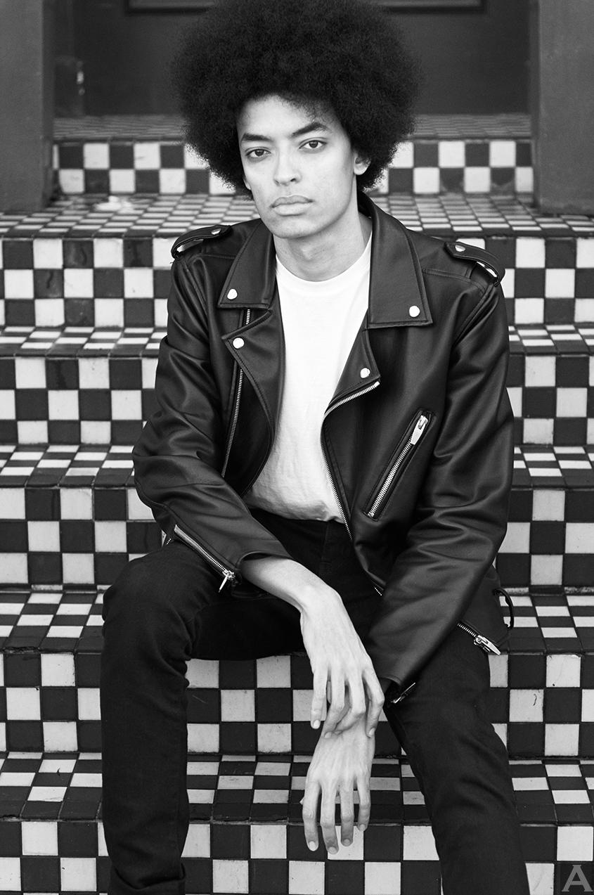 東京外国人モデル事務所アクアモデルの黒人モデルジェットアクセル