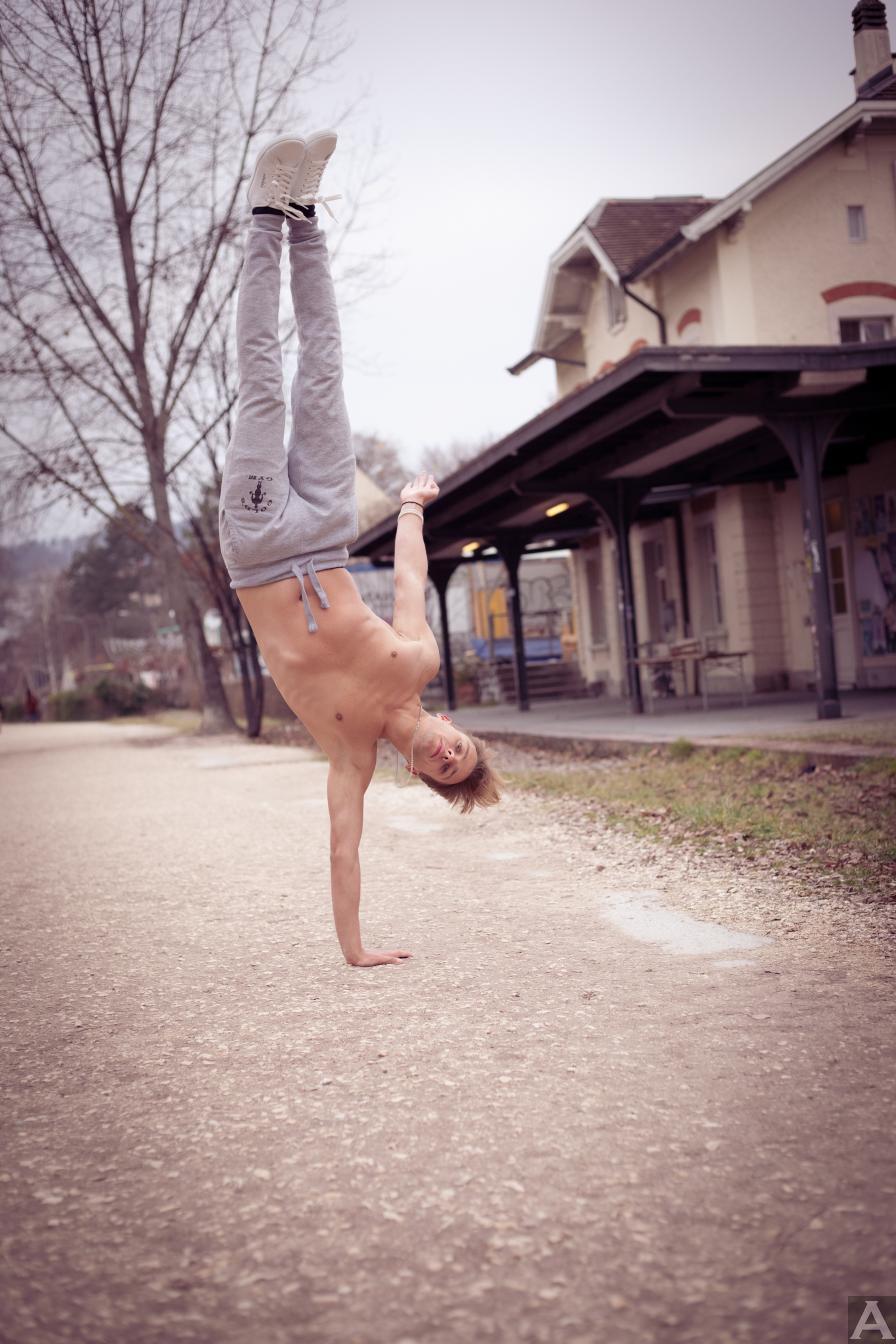 東京外国人モデル事務所アクアモデル所属の白人モデルのニック