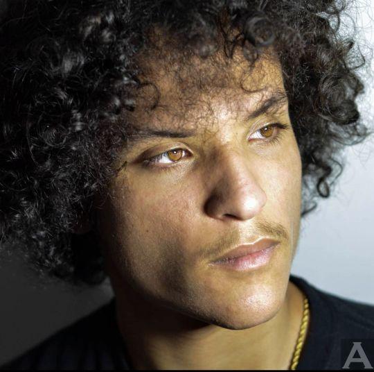 東京外国人モデル事務所アクアモデル所属ヒスパニックマシュー