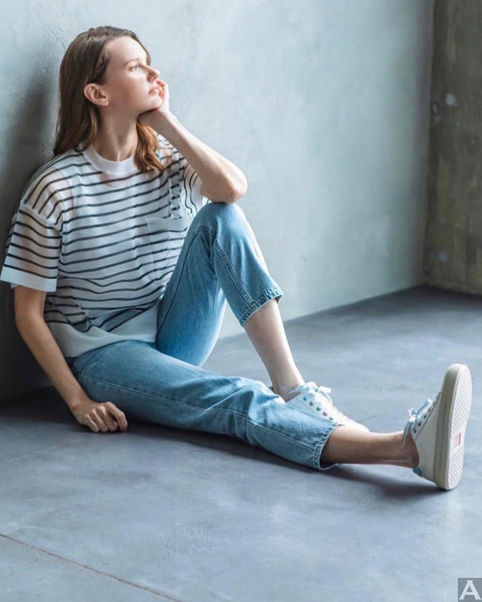 東京外国人モデル事務所アクアモデルの白人モデルラナ