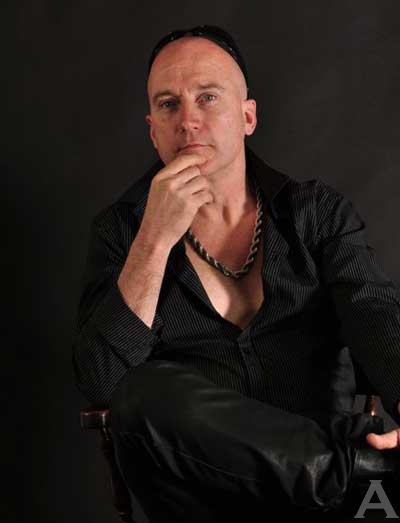 Stuarto Talent Narratorタレントナレーター