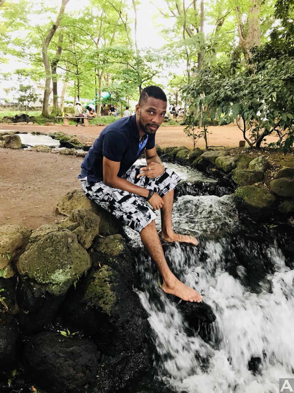 東京　外国人　モデル事務所　アクアモデル　ファッション　黒人　ダミアン