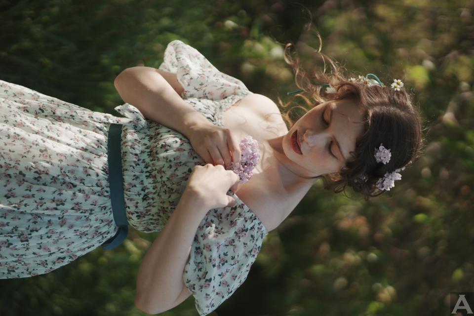 東京外国人モデル事務所アクアモデル所属の白人モデルのポミー