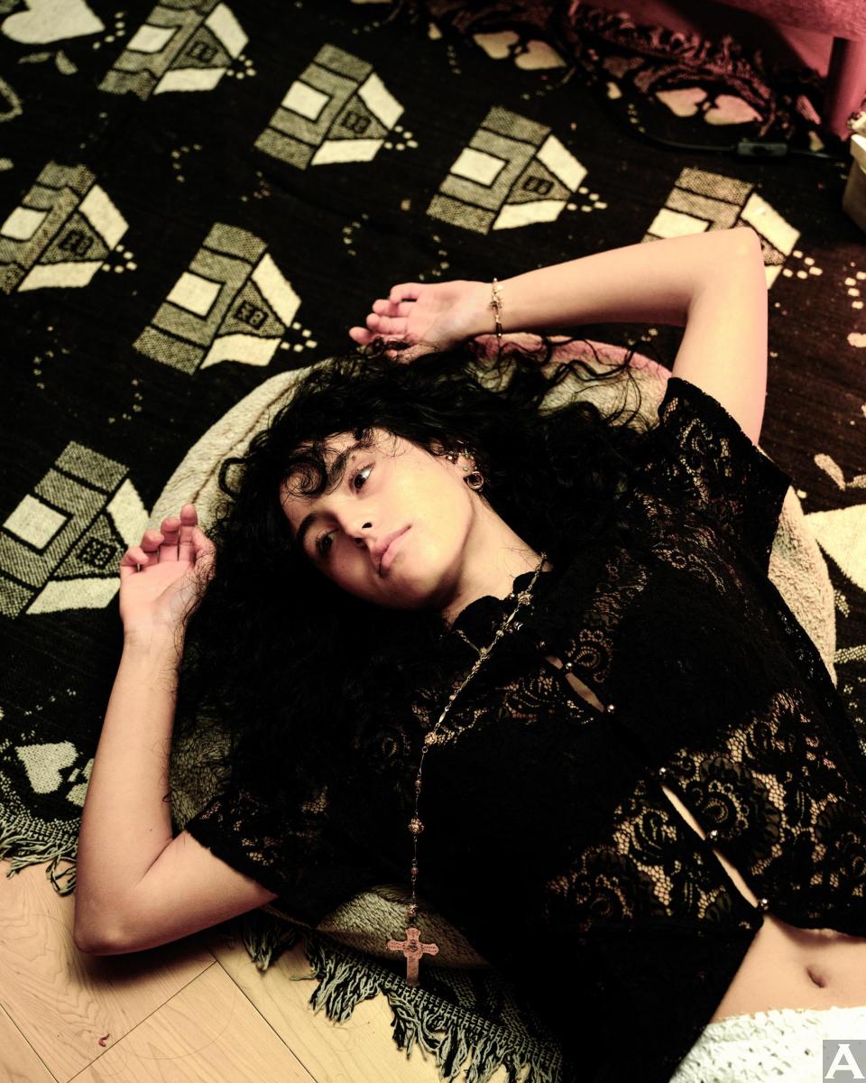 東京外国人モデル事務所アクアモデル所属のハーフモデルのソフィア