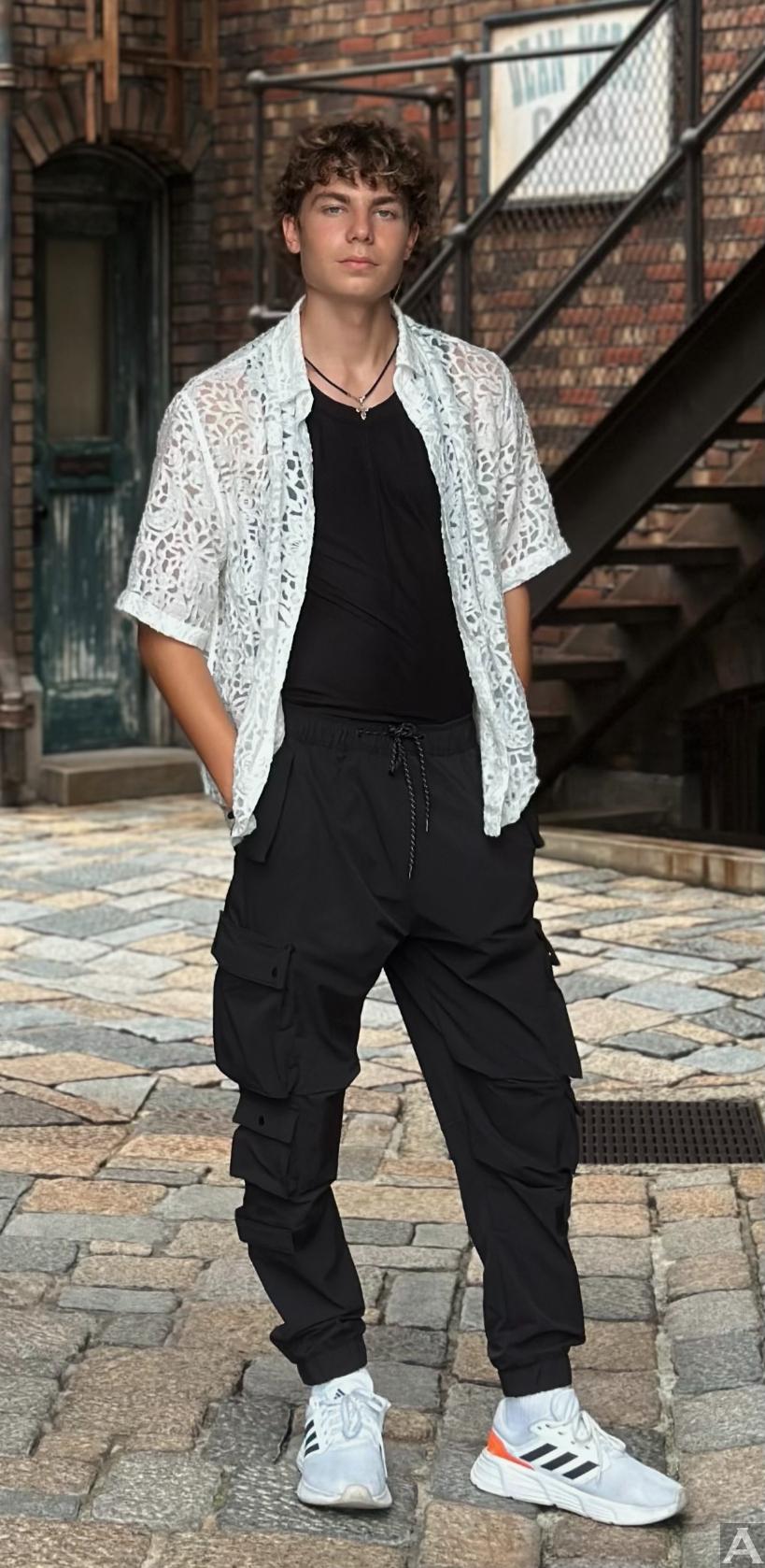 東京外国人モデル事務所アクアモデルの白人モデルのバンゴ