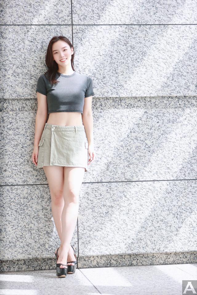 東京外国人モデル事務所アクアモデル所属の日本人モデルのカスミ