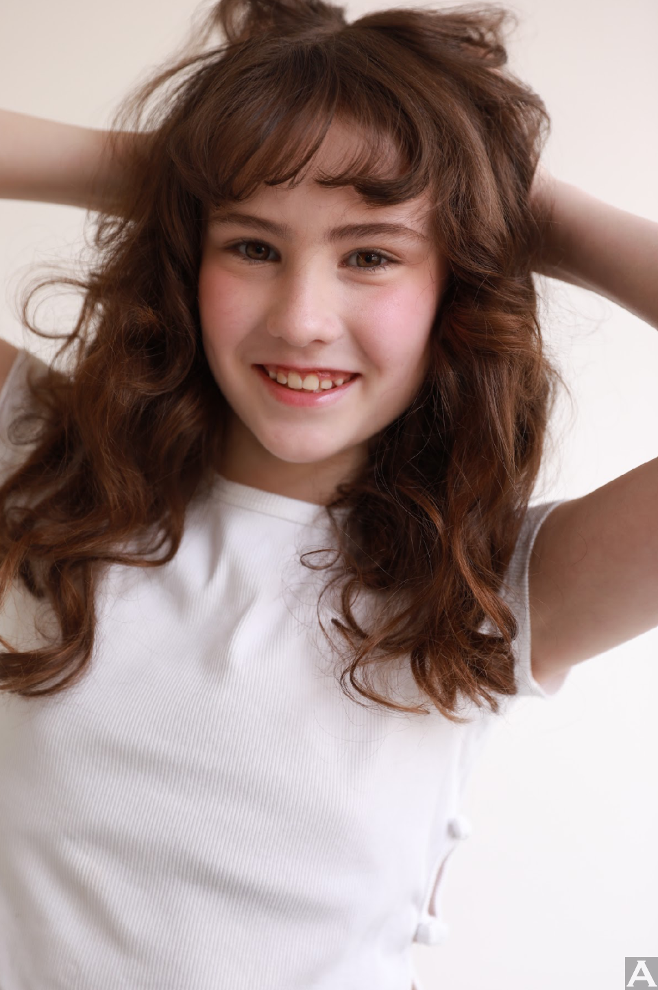 東京外国人モデル事務所アクアモデル所属の白人モデルのヴィッキー