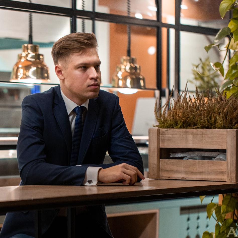 東京外国人モデル事務所アクアモデル所属の白人モデルのオリバー