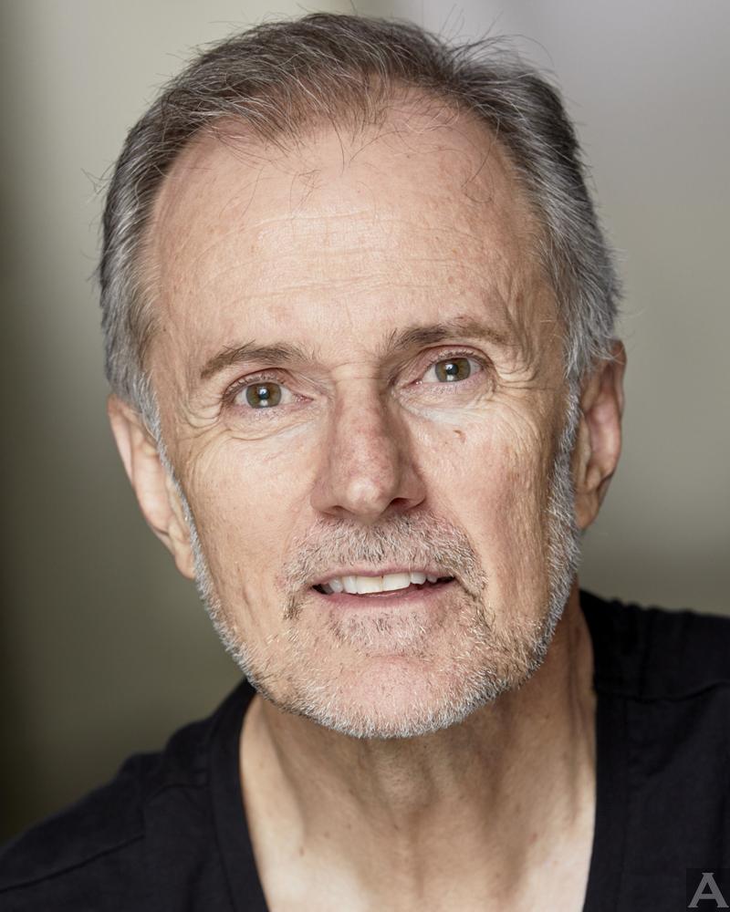 東京　外国人　モデル　事務所　アクアモデル