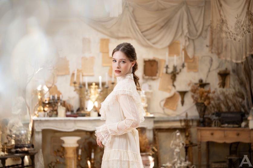 東京外国人モデル事務所アクアモデル所属の白人モデルのポミー