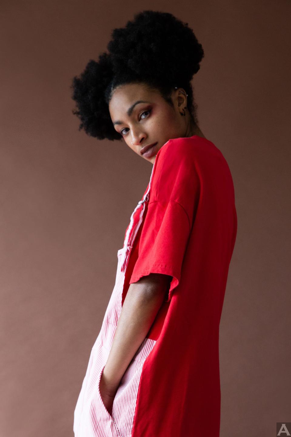 東京外国人モデル事務所アクアモデルの黒人モデルクロエ