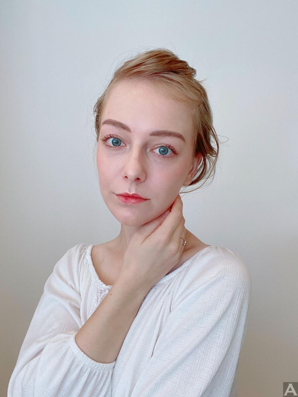 東京外国人モデル事務所アクアモデルの白人モデルキャサリン