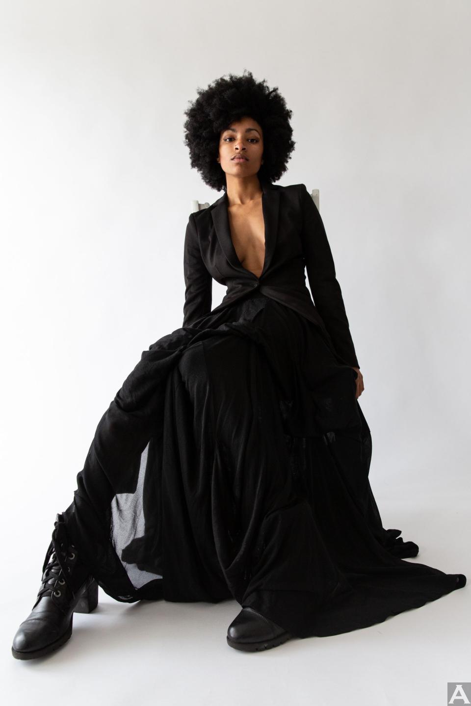 東京外国人モデル事務所アクアモデルの黒人モデルクロエ