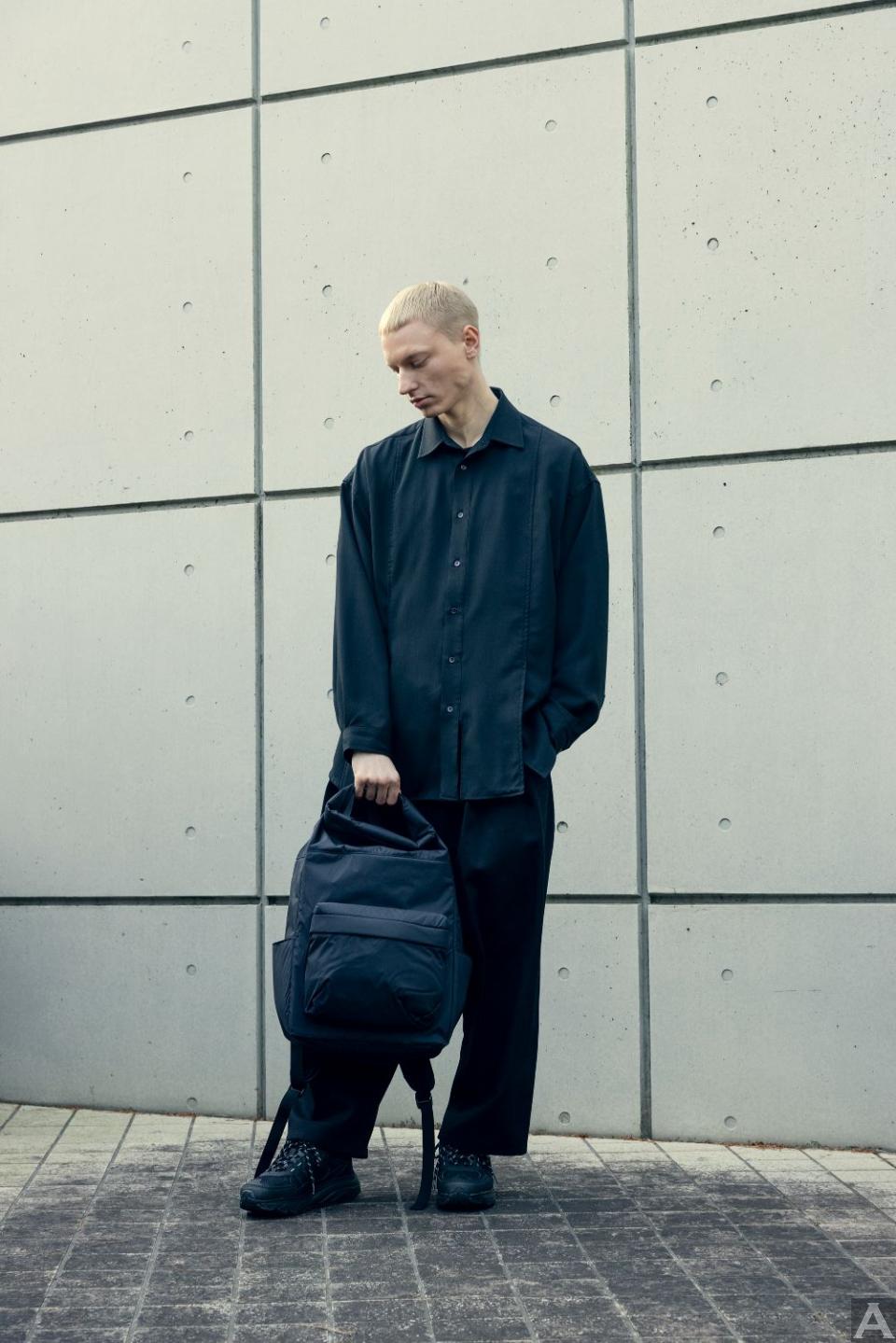 東京外国人モデル事務所アクアモデルの白人男性モデルミカエル