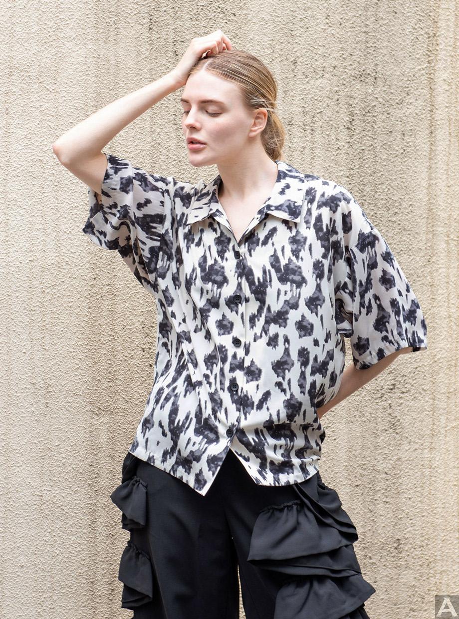 東京外国人モデル事務所アクアモデルの白人モデルソフィー