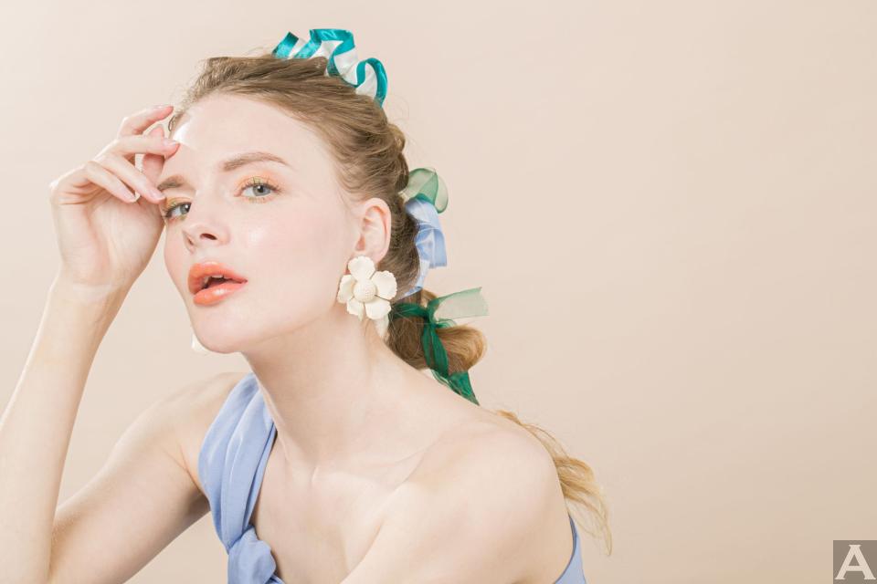 東京外国人モデル事務所アクアモデルの白人モデルソフィー