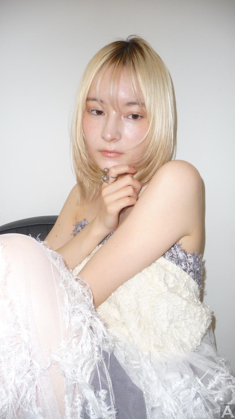 東京外国人モデル事務所アクアモデル所属のハーフモデルのマシロ