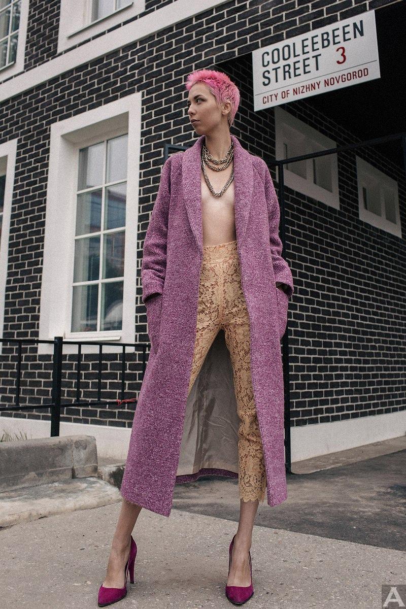 東京外国人モデル事務所アクアモデルの白人モデルアニー