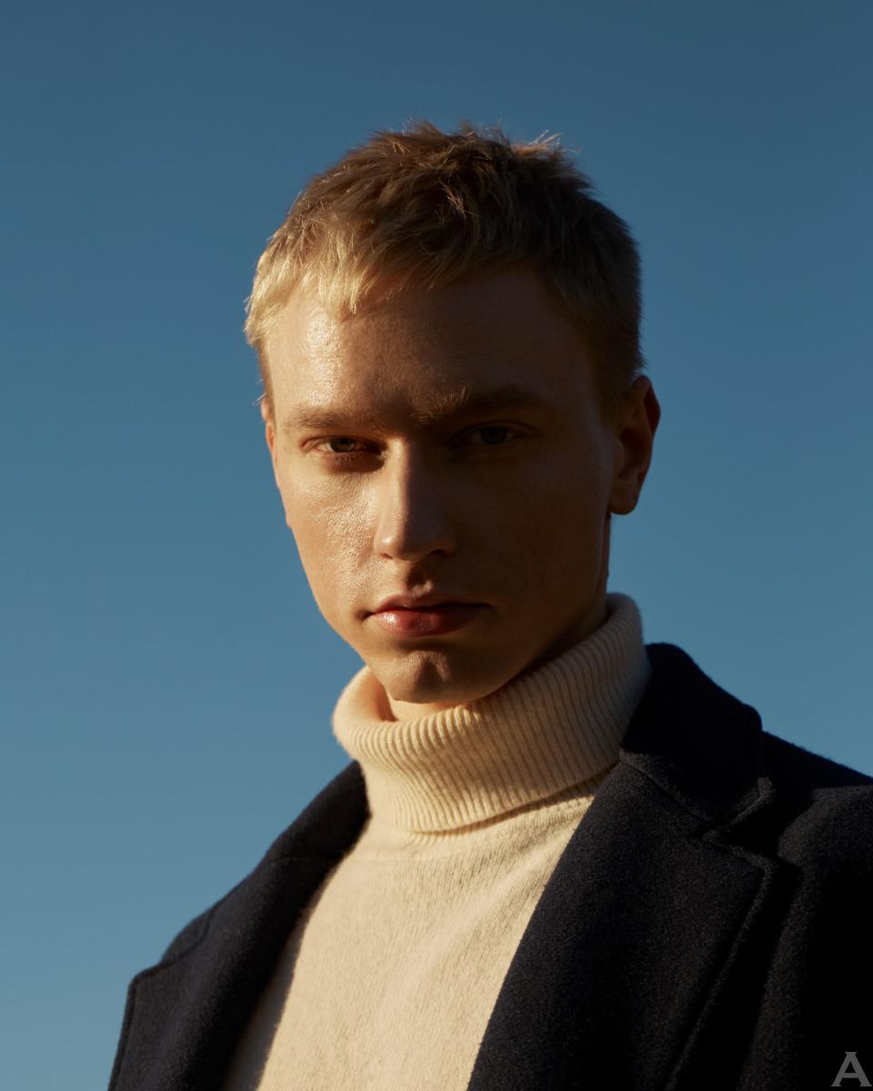 東京外国人モデル事務所アクアモデルの白人モデルアレッサンドロC