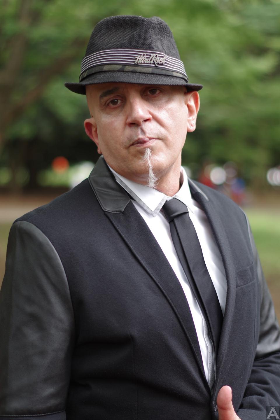 東京外国人モデル事務所アクアモデルのヒスパニックモデルカルロス