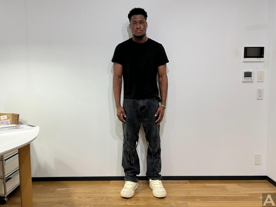 東京外国人モデル事務所アクアモデル所属の黒人モデルのジーニアス