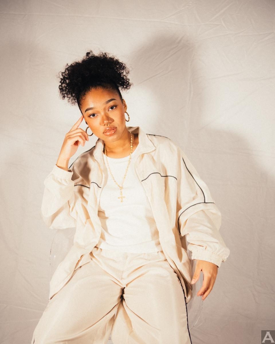 東京外国人モデル事務所アクアモデル所属のハーフモデルのリノ