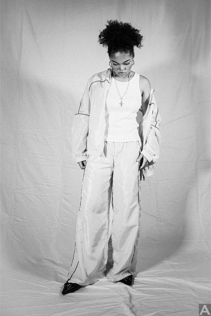 東京外国人モデル事務所アクアモデル所属のハーフモデルのリノ